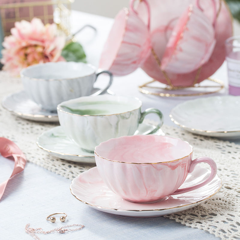 The FRANCESCA Teacup Set