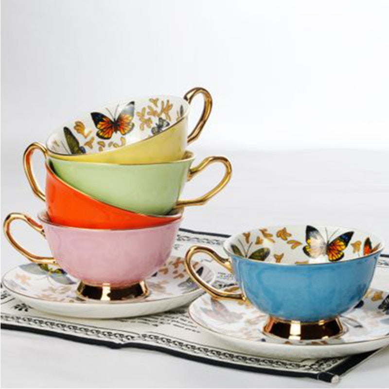 The Elizabeth Teacup & Saucer Set